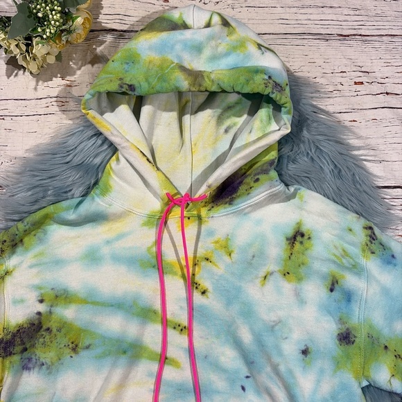 Danzy Tie Dye Swirl Blue Green Pullover Sweatshirt - Picture 7 of 8